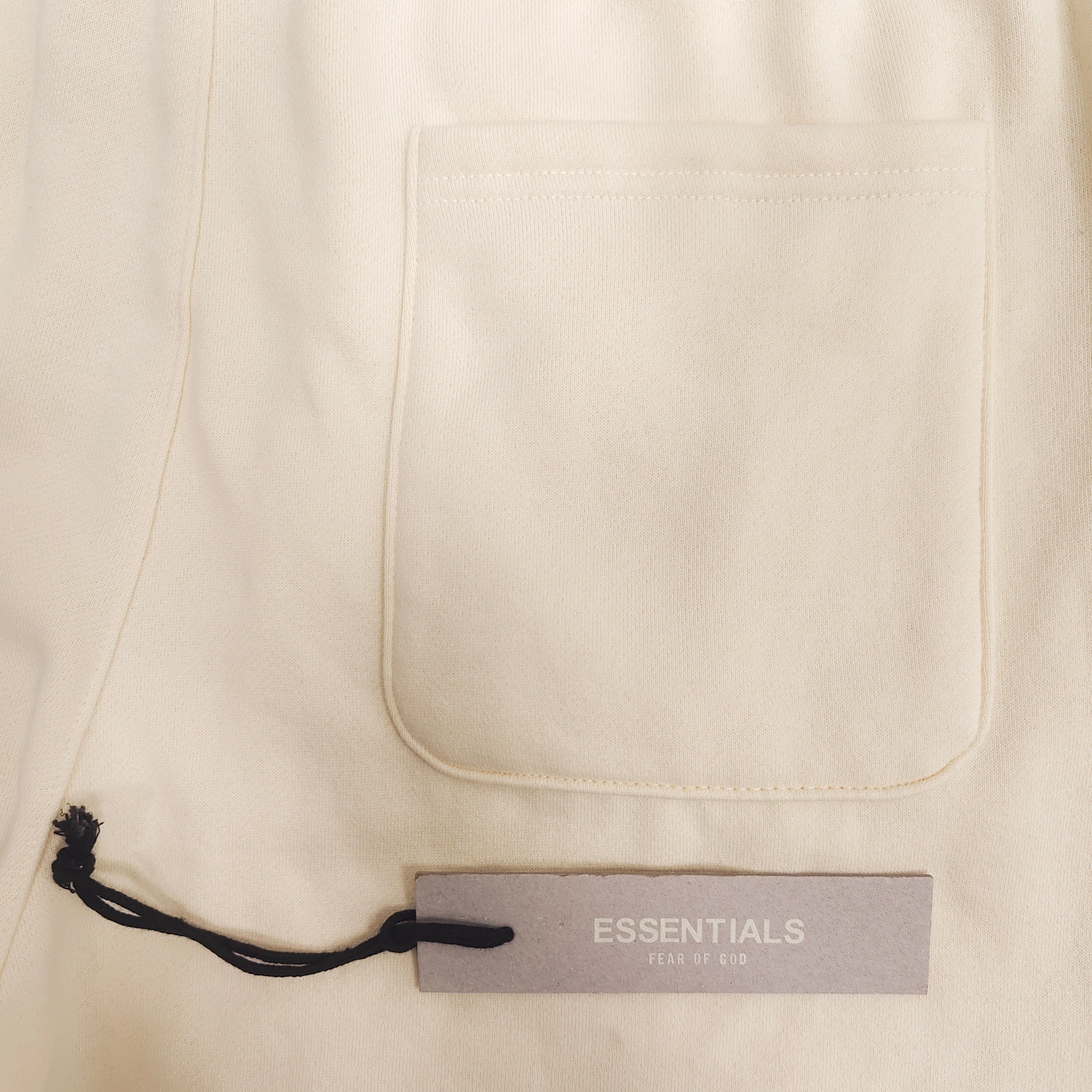 Fear of God ESSENTIALS Relaxed Sweat Shorts