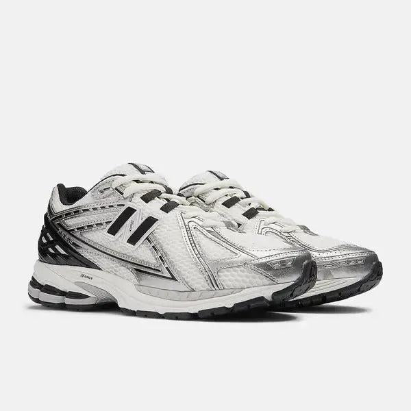 New Balance 1906R M1906RER Silver Metallic - Black - Sea Salt