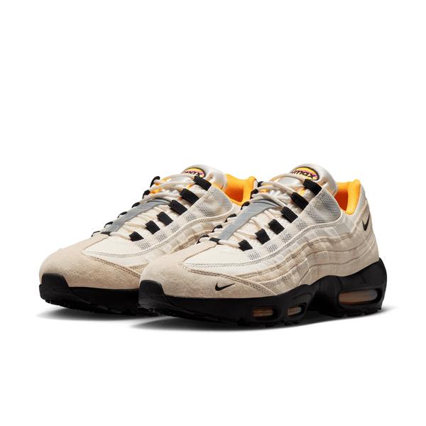 Nike SB "Club 58" FC Pack Air Max 95 Sail - Black - Laser Orange
