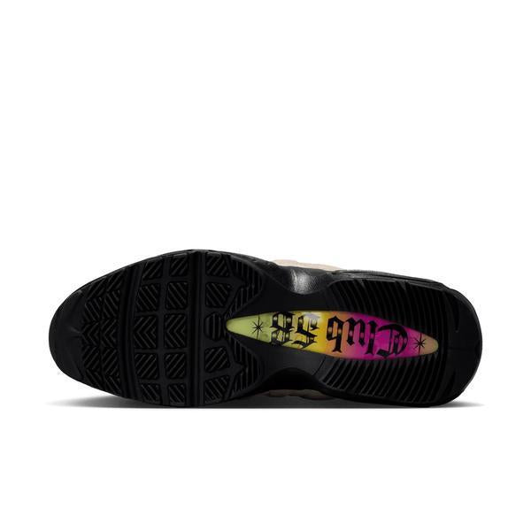 Nike SB "Club 58" FC Pack Air Max 95 Sail - Black - Laser Orange