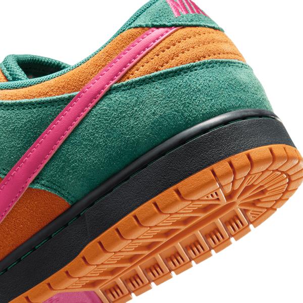 Nike SB Dunk Low Pro Watermelon - Green Noise - Light Curry