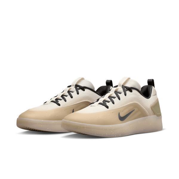 Nike SB Zoom Nyjah 4 Desert Khaki - Dark Smoke Grey