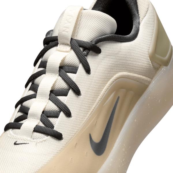 Nike SB Zoom Nyjah 4 Desert Khaki - Dark Smoke Grey