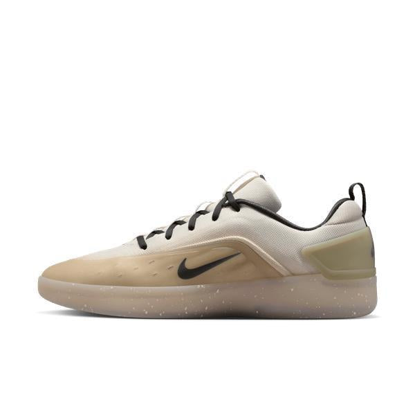 Nike SB Zoom Nyjah 4 Desert Khaki - Dark Smoke Grey