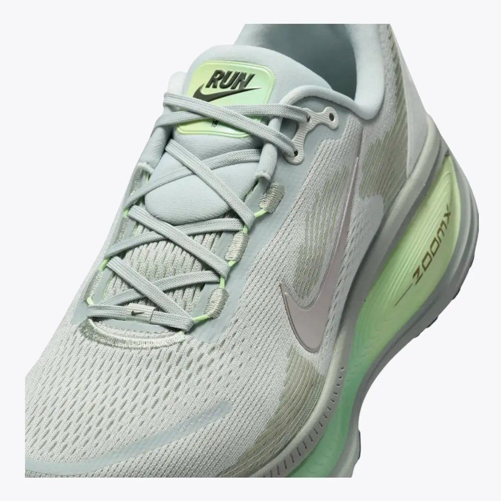 Nike Vomero 18 Light Silver College Grey Barely Volt
