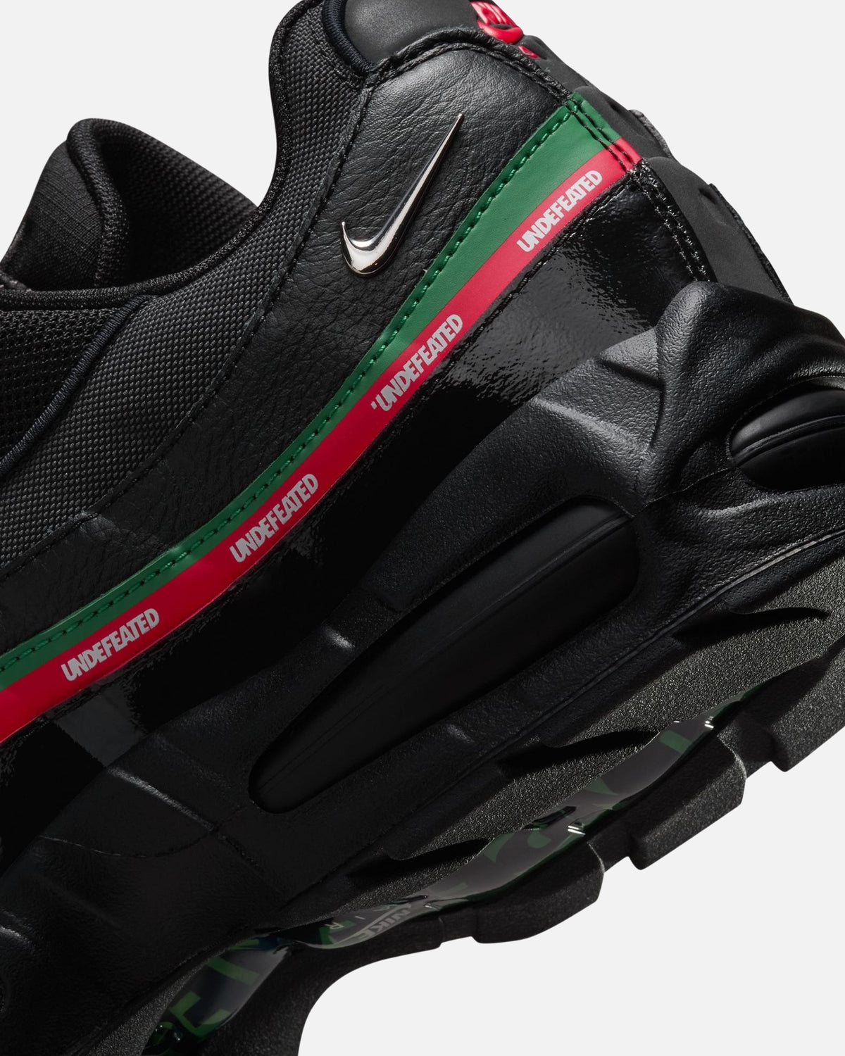 UNDEFEATED X NIKE AIR MAX 95 SP - BLACK/ METALLICSILVER